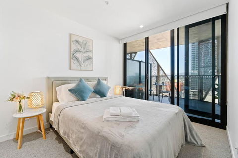 Luxury Apt CBD Exceptional City View Level 21 - Kalgoorlie Accommodation 3