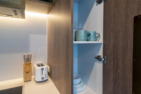 Luxury CBD Skyline View - Kalgoorlie Accommodation 1