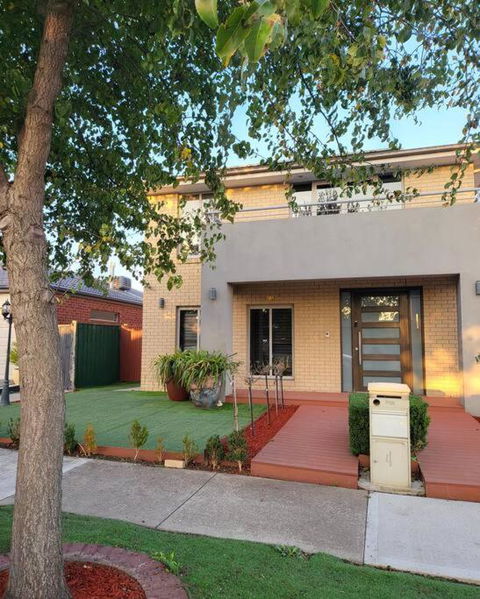 Luxury Green - Kalgoorlie Accommodation 3