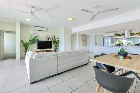 Luxury In Litchfield Street - Heart Of The CBD - Kalgoorlie Accommodation 2