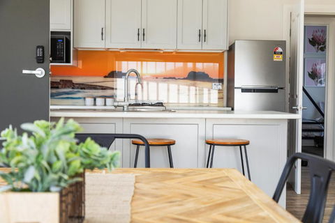 Luxury Apartments And Motel Rooms - Free Wifi - Close To Beach - Kalgoorlie Accommodation 2