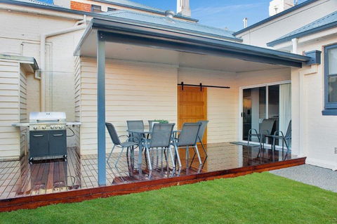 Luxury On The Esplanade - Kalgoorlie Accommodation 3