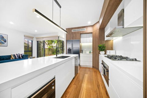 Luxury Retreat & Spacious 4BR House In Willoughby - Kalgoorlie Accommodation 2