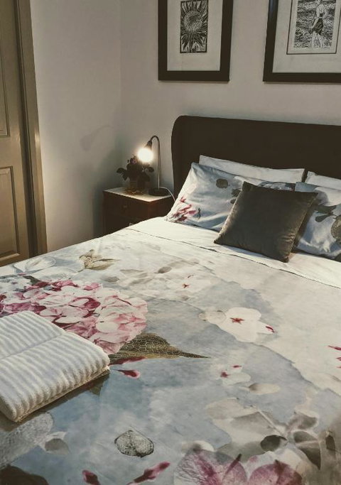 Magenta Cottage - Kalgoorlie Accommodation 3