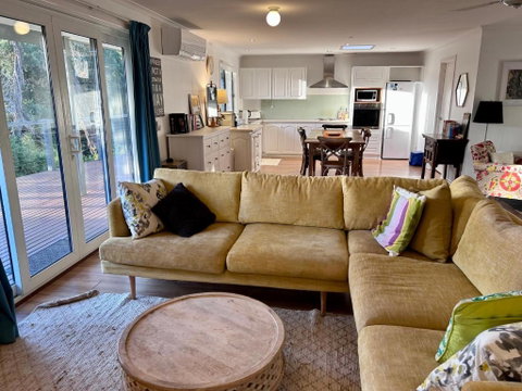 Magic Beach Cottage - Kalgoorlie Accommodation 1