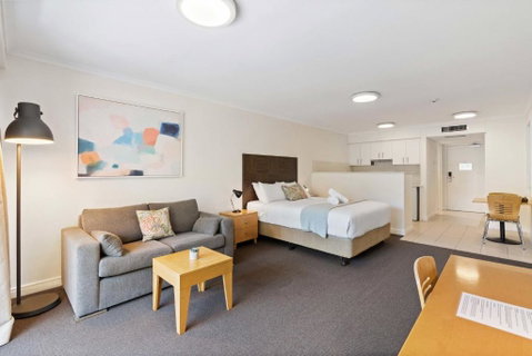 Magical Manly - Kalgoorlie Accommodation 1