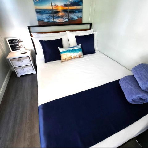 MAGNETIC CABIN Entire Studio On Magnetic Island - Kalgoorlie Accommodation 0