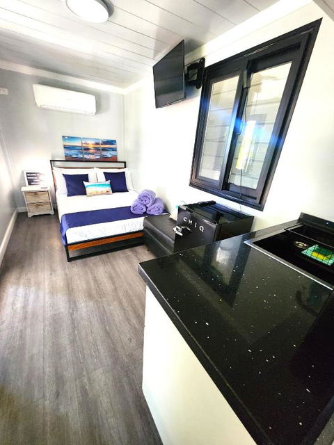 MAGNETIC CABIN Entire Studio On Magnetic Island - Kalgoorlie Accommodation 2