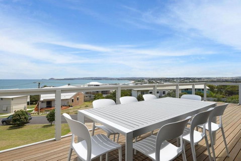 Magnificent Boomer Beach - Kalgoorlie Accommodation 2