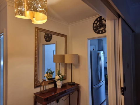 Master Bedroom In Shared House - Kalgoorlie Accommodation 0