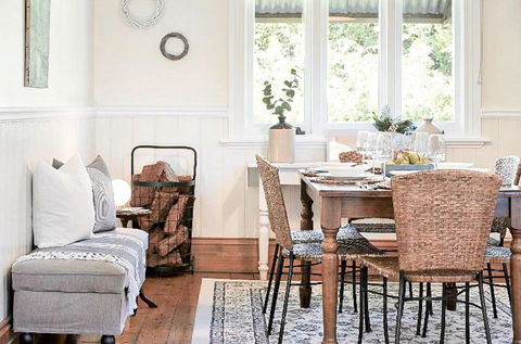 MARIGOLD COTTAGE Charming 1870s Central Daylesford Cottage - Kalgoorlie Accommodation 3