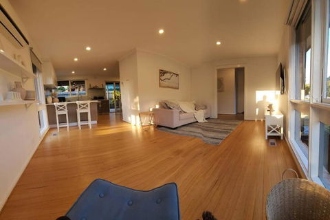 Meadow View Cottage - Kalgoorlie Accommodation 1