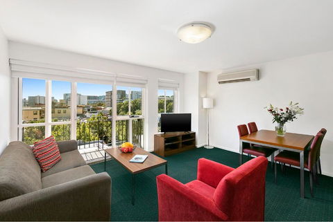 Melbourne Carlton Central Apartment Hotel Official - Kalgoorlie Accommodation 3