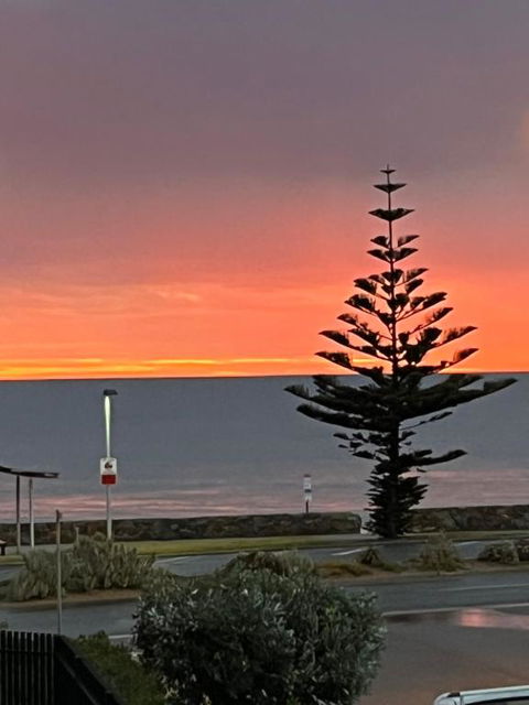 Moana Seaside Retreat - 2 Bedroom, Spa , Living Area & Pet Friendly - Kalgoorlie Accommodation 1