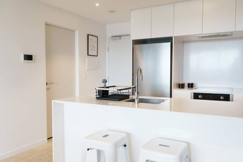 Modern 1 Bed Opposite Racecourse - Kalgoorlie Accommodation 0