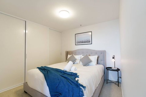 Modern 1 Bed Opposite Racecourse - Kalgoorlie Accommodation 1