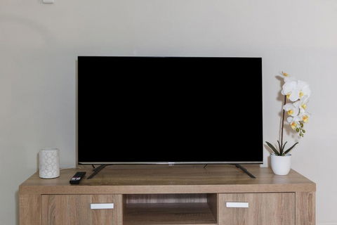 Modern Living In Perfect South Yarra Location - Kalgoorlie Accommodation 3