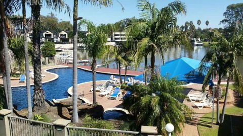 Mulwala Lakeside Apartment - Kalgoorlie Accommodation 3