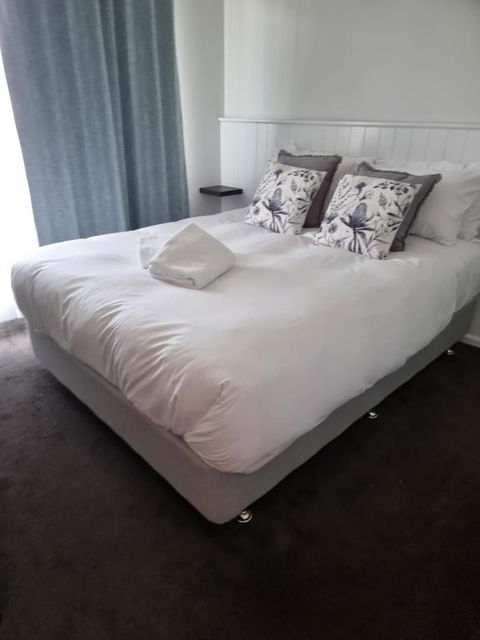 Myrtleford Hotel - Kalgoorlie Accommodation 2