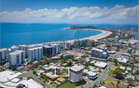 NAROO7- PRIME, CENTRE OF MOOLOOLABA LOCATION - Kalgoorlie Accommodation 0