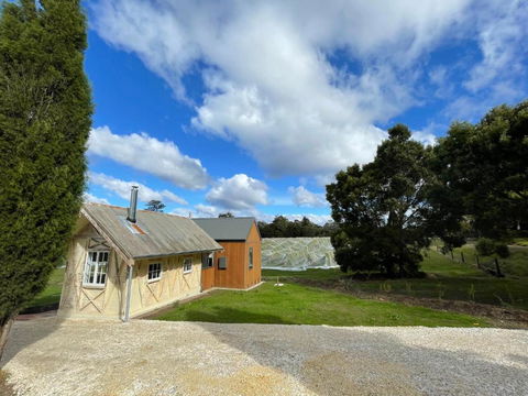 NEST- Luxury Vineyard Accommodation - Kalgoorlie Accommodation 3