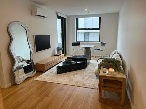 NEW BOUTIQUE 1bd Apt - Kalgoorlie Accommodation 0