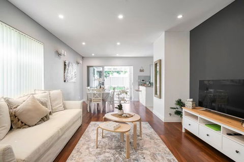 NEW Furnish, 3 Min SYD Airport, 1 Min Walk Beach - Kalgoorlie Accommodation 3