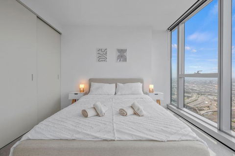 NEW Top Floor L70 CBD Luxury Apt - Kalgoorlie Accommodation 1