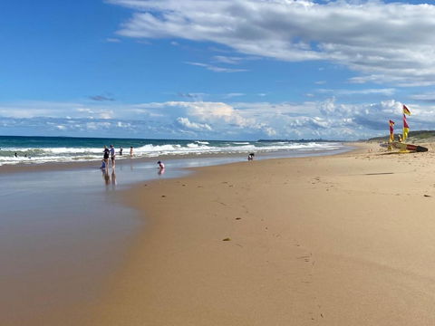 NEW Upmarket OCEAN 3Bed 2Bath Unit - 250m 2 BUDDINA BEACH! - Kalgoorlie Accommodation 1