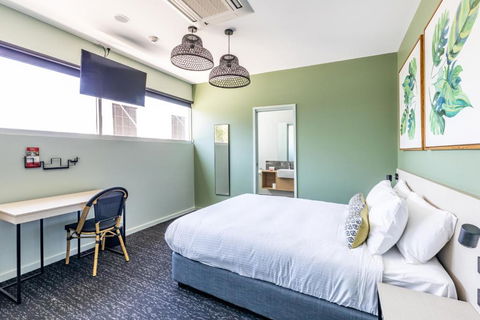 Nightcap At Commercial Hotel - Kalgoorlie Accommodation 3