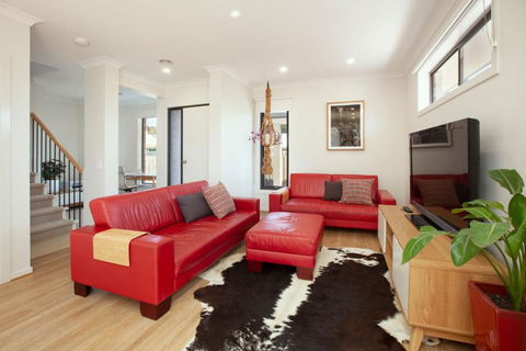 Northside Townhouse Geelong - Kalgoorlie Accommodation 1