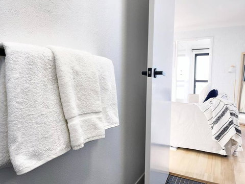 OCEAN MIST - DIRECT BEACHFRONT ON CASEYs BEACH - Kalgoorlie Accommodation 2