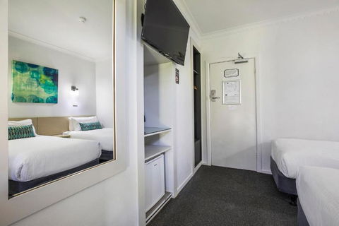 Nightcap At Skyways Hotel - Kalgoorlie Accommodation 3