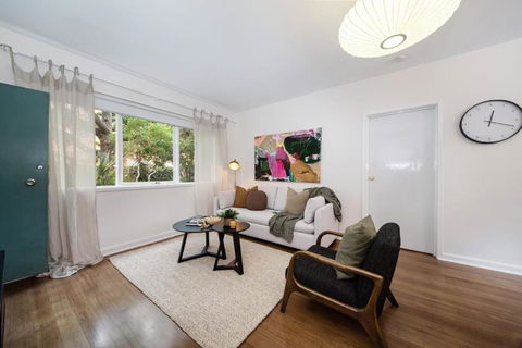 Opposite Park - Nearby Beach - Kalgoorlie Accommodation 0