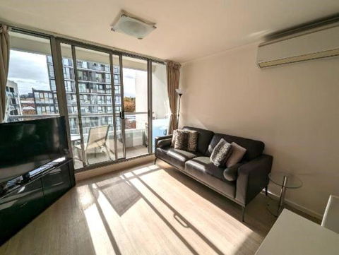 Onsite Parking, Self Check-in - Kalgoorlie Accommodation 3