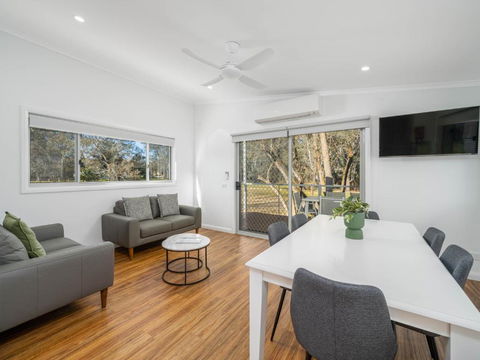 Painters Island Holiday Park - Kalgoorlie Accommodation 3