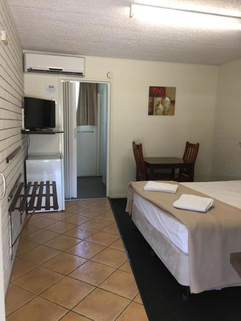 Paradise Motel - Kalgoorlie Accommodation 1