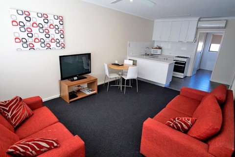 Parkview Motor Inn And Apartments - Kalgoorlie Accommodation 3