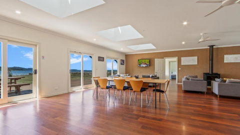 Peninsula At Metung - Access By Boat Only - Kalgoorlie Accommodation 2