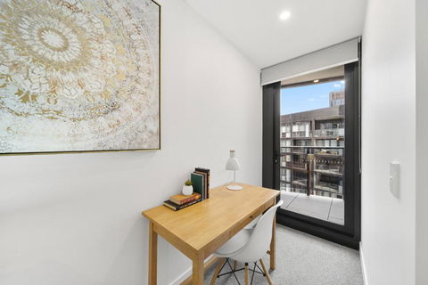 Phillip 2-Bed: Chic Interiors Amazing Amenities - Kalgoorlie Accommodation 3