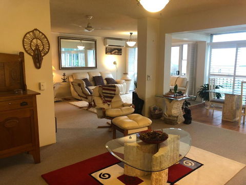 Phoenixonking - Kalgoorlie Accommodation 2