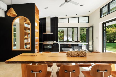 Pine Mountain - Kalgoorlie Accommodation 3