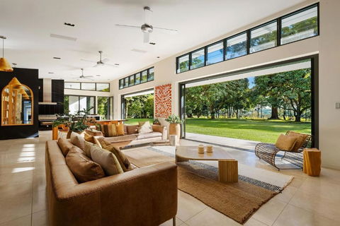 Pine Mountain - Kalgoorlie Accommodation 1