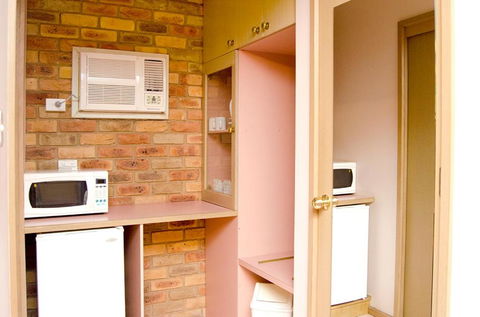 Pines Country Club Motor Inn - Kalgoorlie Accommodation 1