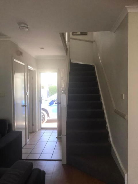 Poppies Lakeview Terrace - 2 Bedroom - Kalgoorlie Accommodation 2