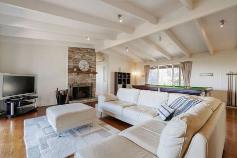 Port Philip Panorama - Bayview Retreat And Pool Bliss - Kalgoorlie Accommodation 0