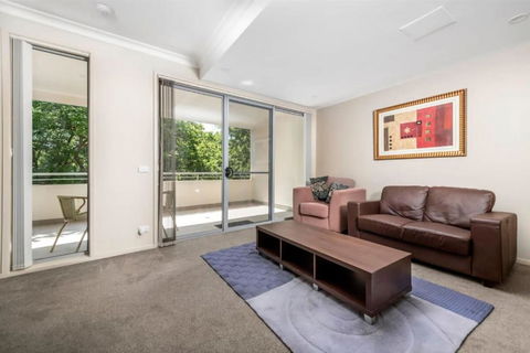 Quiet Apartment In Braddon ACT - Kalgoorlie Accommodation 2