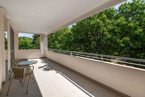 Quiet Apartment In Braddon ACT - Kalgoorlie Accommodation 0