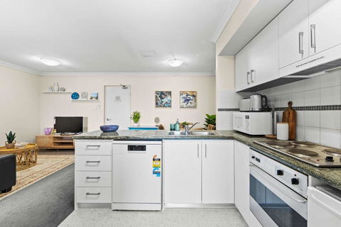 Prime Perth Apartment - Kalgoorlie Accommodation 3