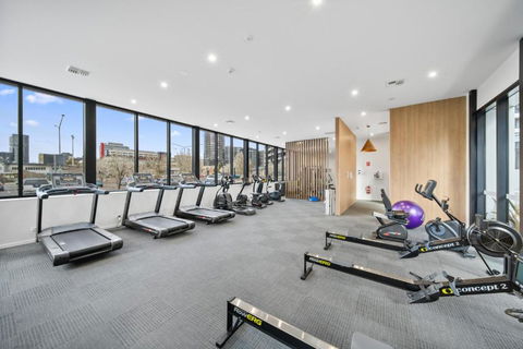 Pristine 2-Bed Apartment With Pool And BBQ - Kalgoorlie Accommodation 3